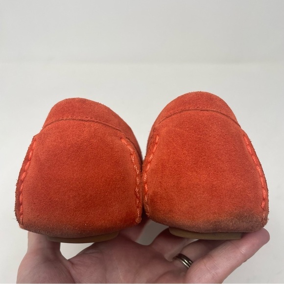 Ugg Leather Flats with Cutout Design – Orange, Size 8.5 - Picture 7 of 9